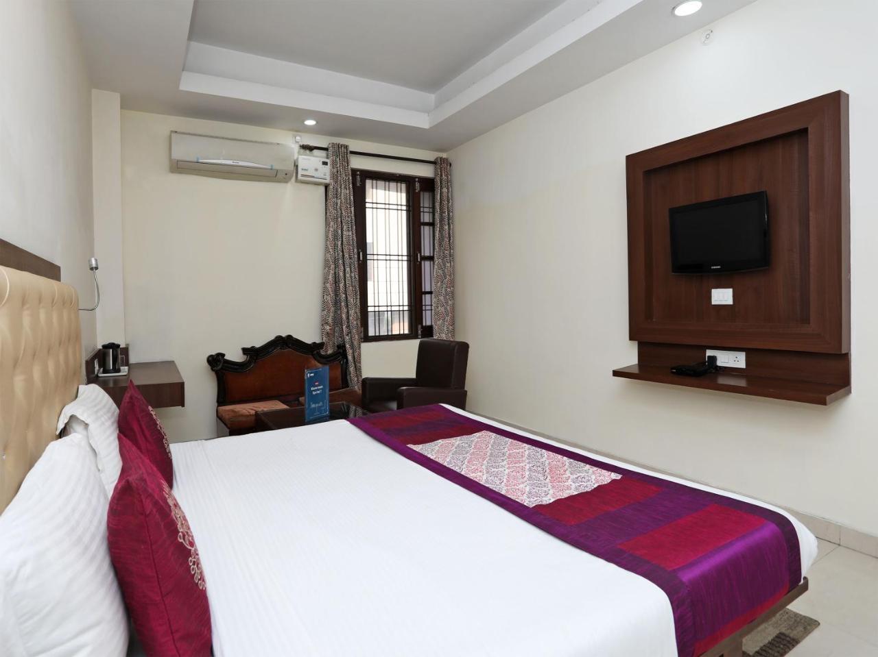 Oyo 680 Hotel Ranjana Heritage Лакхнау Экстерьер фото