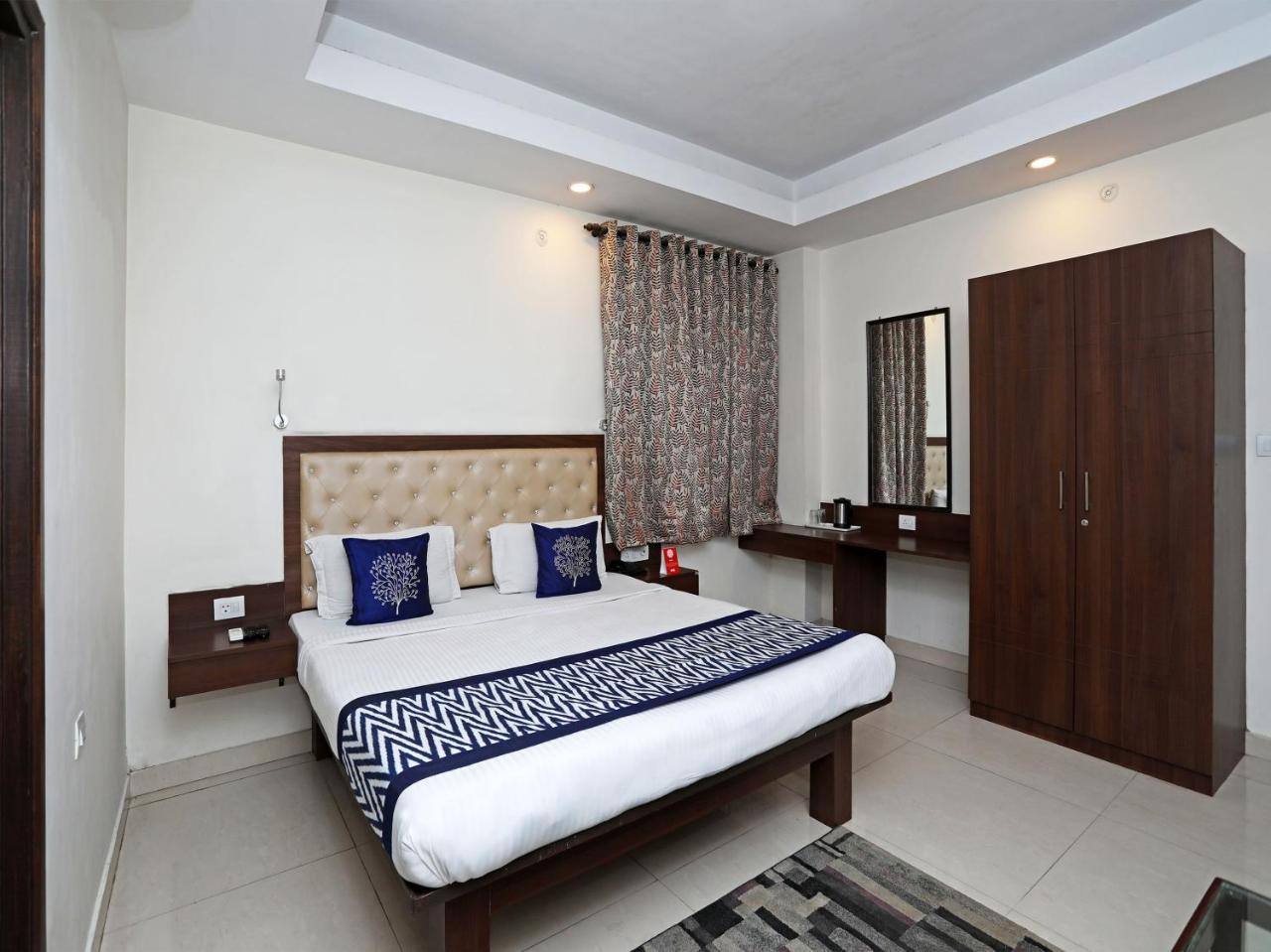 Oyo 680 Hotel Ranjana Heritage Лакхнау Экстерьер фото